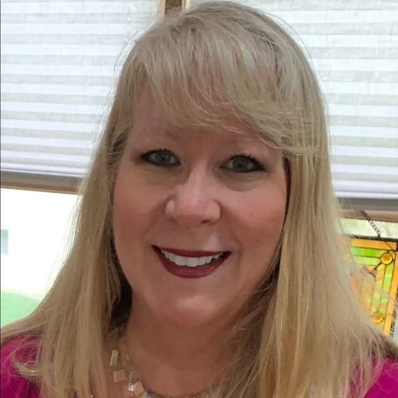 Meet your Posher, Jane - Picture 1 of 1